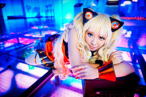 Vocaloid 3 SeeU : Run by thebakasaru