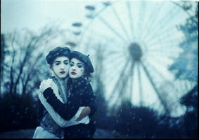 Frozen Hearts by Furrrka