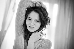 Bed eyes by bittersweetvenom