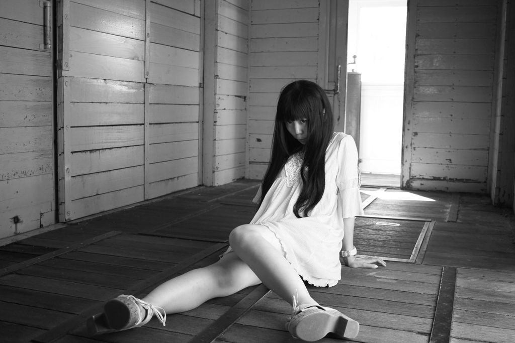 Heisei girl and Showa landscape 1 by MinoruneTomo Heisei girl and Showa landscape 1 by MinoruneTomo