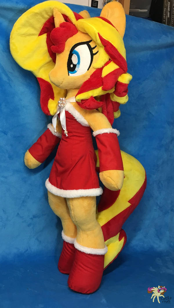 Sunset Shimmer Christmas Edition by KetikaCraft