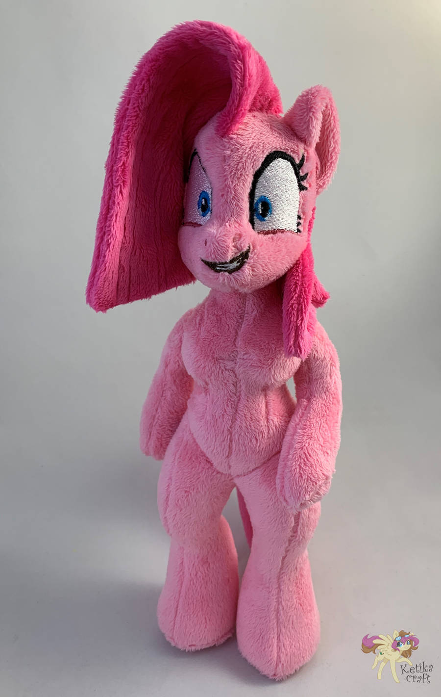 anthro_pinkamena_d_pie_by_ketikacraft_dc