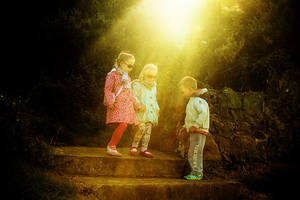 to the light... by JoaGna