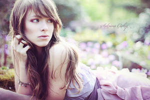 violet explosion by SabrinaCichy