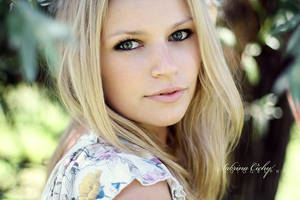 whisper by SabrinaCichy