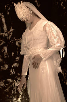 Into The Darkness by GothicZen