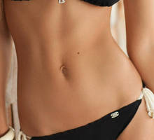 Celebrity Navels: Nina Agdal by document6