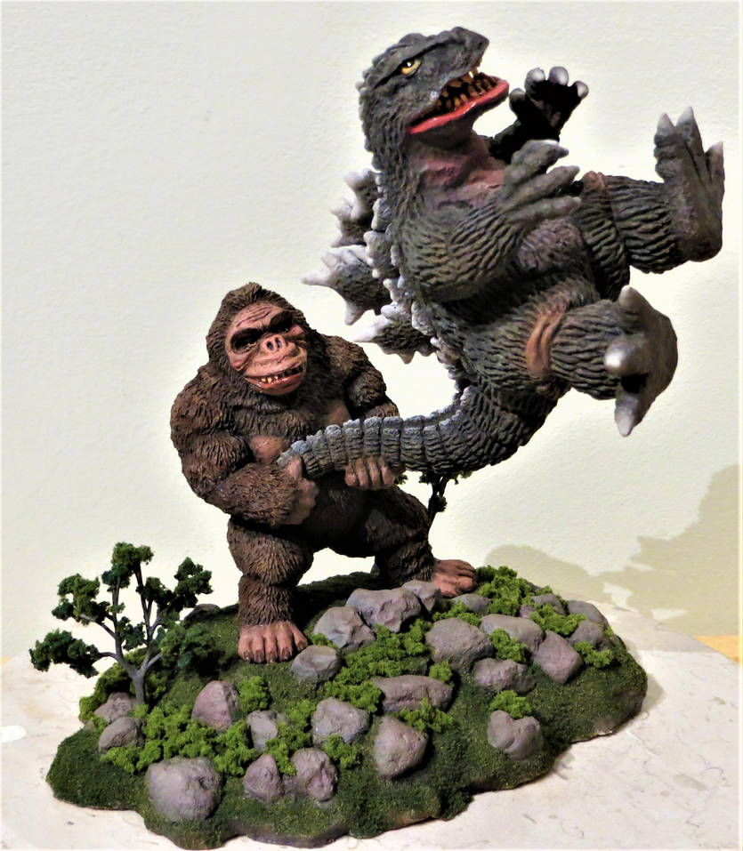 Godzilla VS King Kong Little Big Swing by Legrandzilla on ...