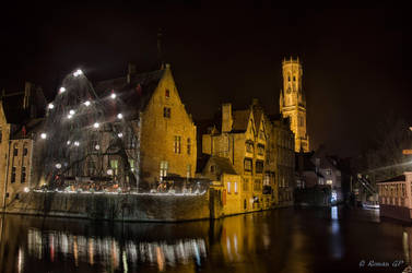 Dijver and Belfort tower at night by roman-gp