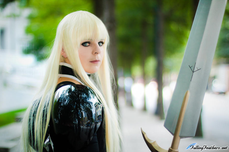 Claymore: Alicia Cosplay by VariaK