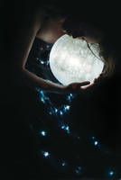 The Day I Stole the Moon by WatashiwaKOdesu