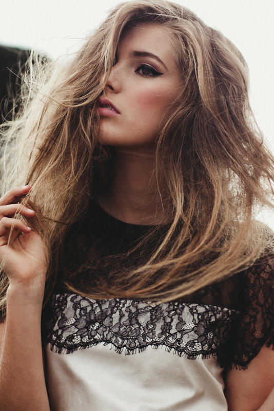 pearl lips by vampire-zombie