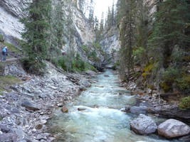 River 23 by raindroppe