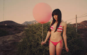 pink balloon by UrielReyes