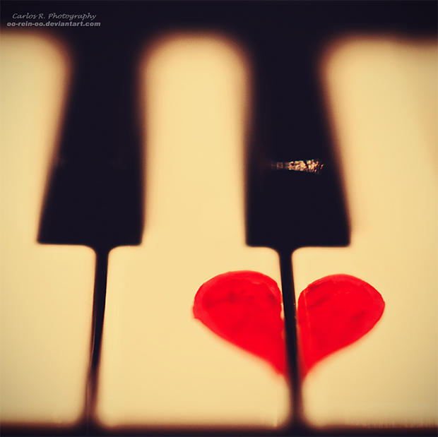Notes Of Love by oO-Rein-Oo