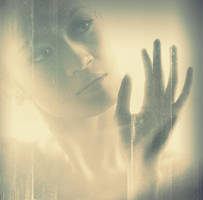 TRAPPED by isabellatid