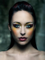 Janina - Makeup girl by JaninaN