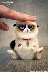Grumpy Cat by Flicker-Dolls