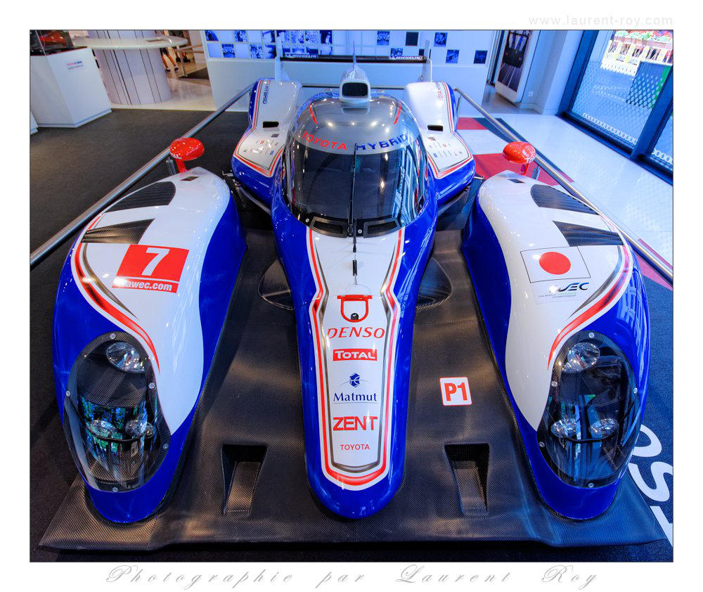Toyota TS030 - 002 by laurentroy
