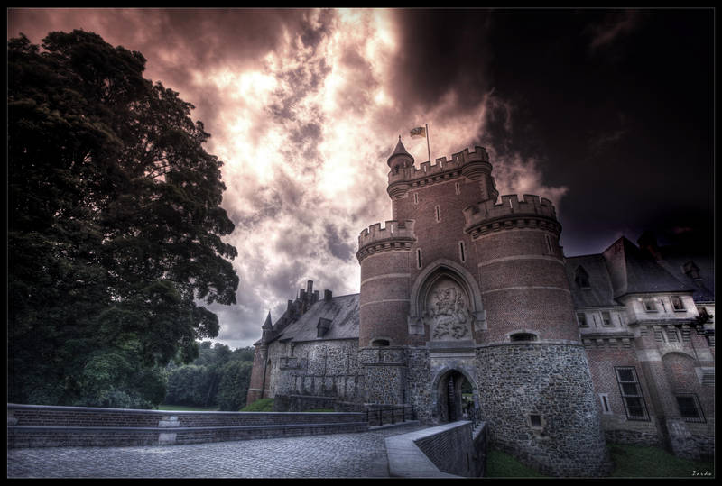 Legends door by zardo