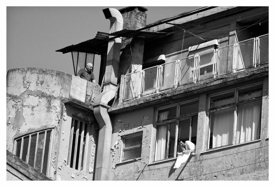 Rear Window by NunoCanha