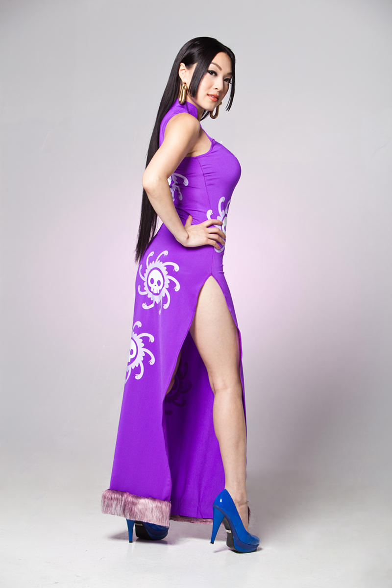 Boa Hancock One Piece Cosplay by VampBeauty