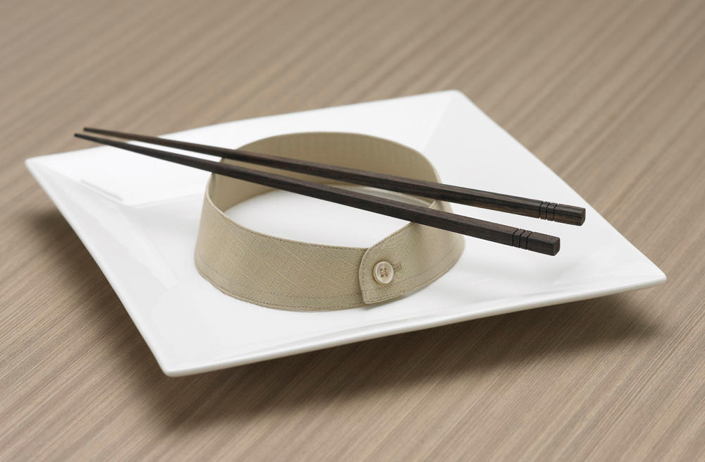 chinese collar with tie