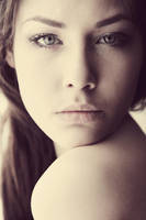 Her Eyes by annikenhannevik