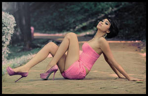 Queen Of Her Hearts by andreaxe