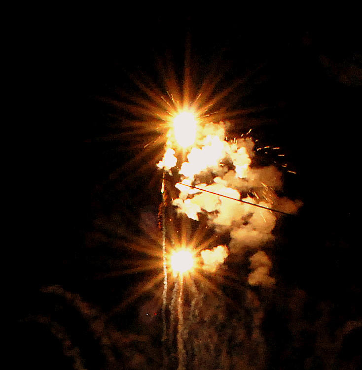 Tin Caps Fireworks VII by SmittyCaboose on DeviantArt