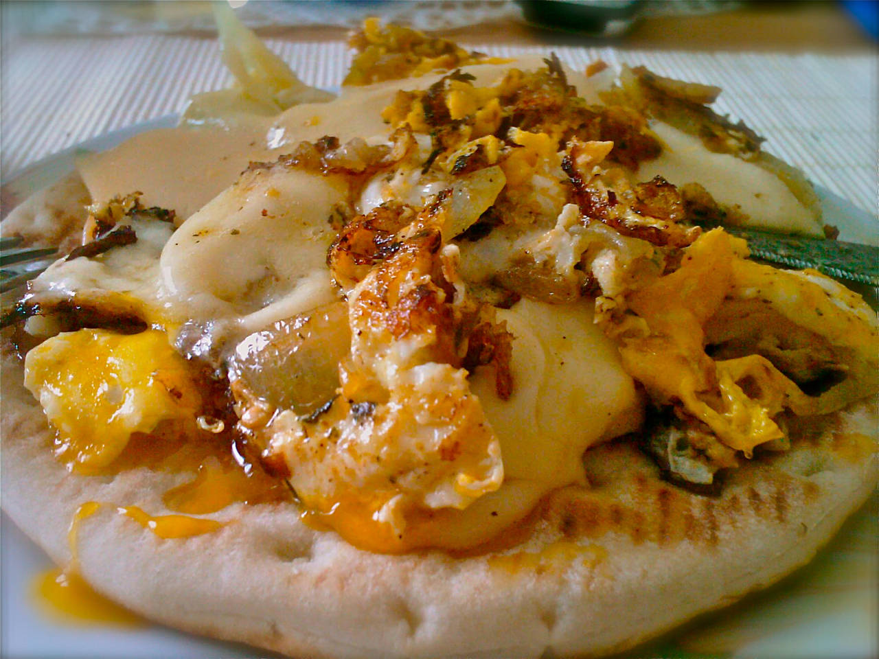Cheese and Onions Omelette on Polarbrod by FiXato