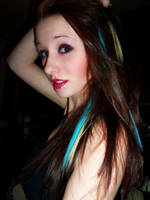 Blonde and Blue Highlights by Pain-NeverHurtAnyone