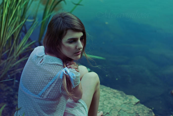 Watch me fall apart by Meravigiliosa