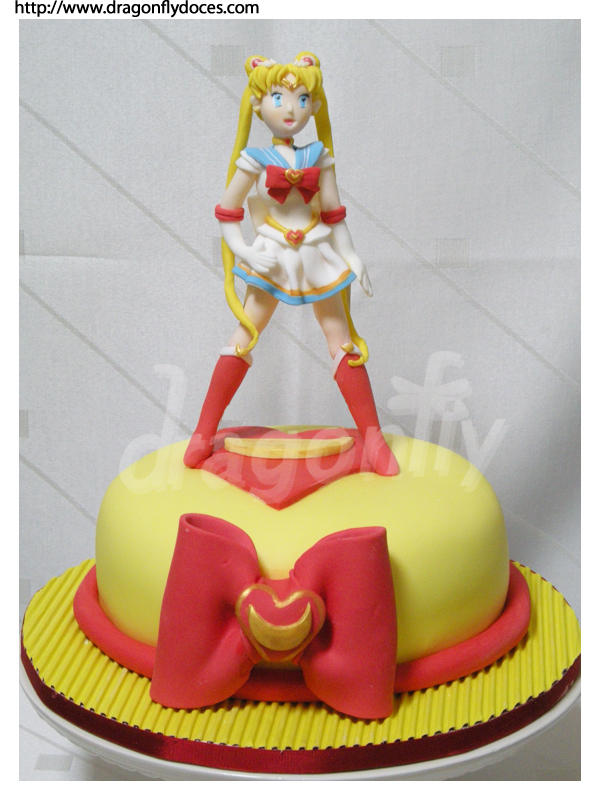 Sailor Moon Cake by dragonflydoces
