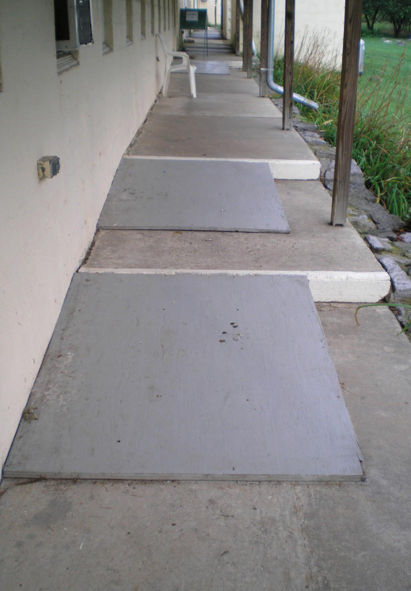 SHWC2006: Barn Rear Walkway by steward