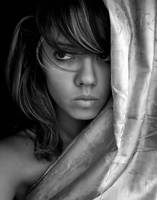 Lost . pure white by V3Nr3VeNG3