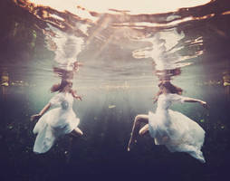 Keep your eyes on me. by CookmePancakes