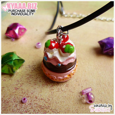 Necklace - Strawberry Cake by shiricki