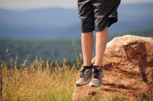 Floater by neonpictochick