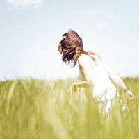 Summer's laugh by MendYourHand