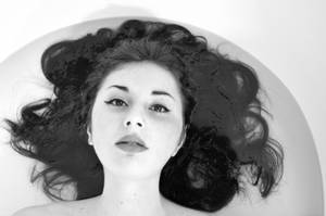 sinking by AngelinaK