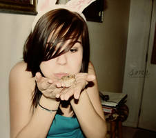 IdBunny by CaffeineIsMyCocaine