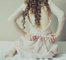 in the morning by laura-makabresku