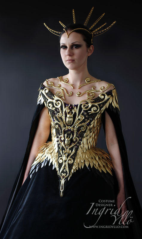 Costume for the Queens Gallery by MissMaefly