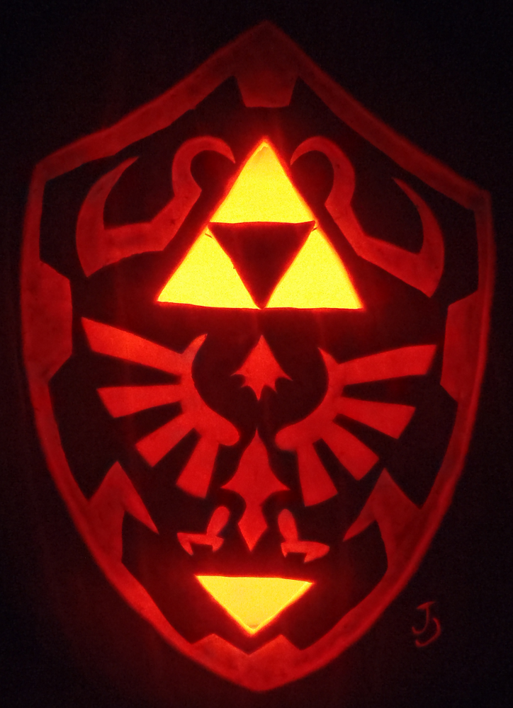 Hylian Shield Pumpkin by johwee