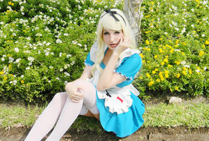 Where should I go? - Alice in Wonderland by usagiyuu