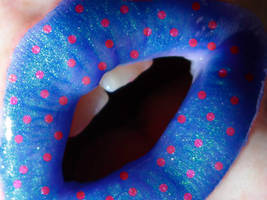 Polka Dots by VenomKissesX