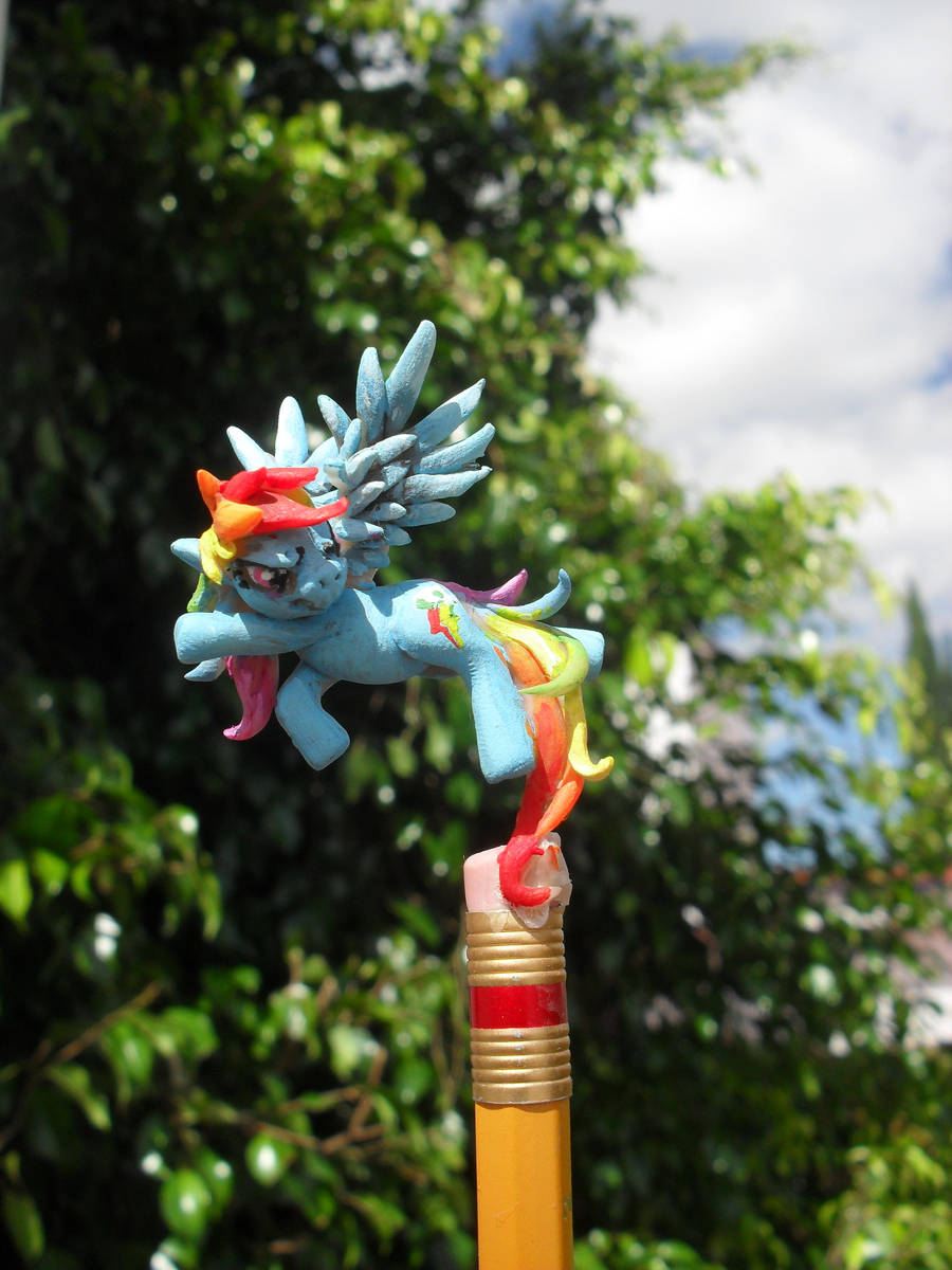 my litlte little little pony rainbow dash by JOPUTAPELIRROJO