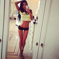 me working out . xxx by babygirlalexia