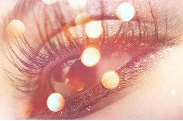 All That Glitters Is Gold by XxMusicallyInLovexX